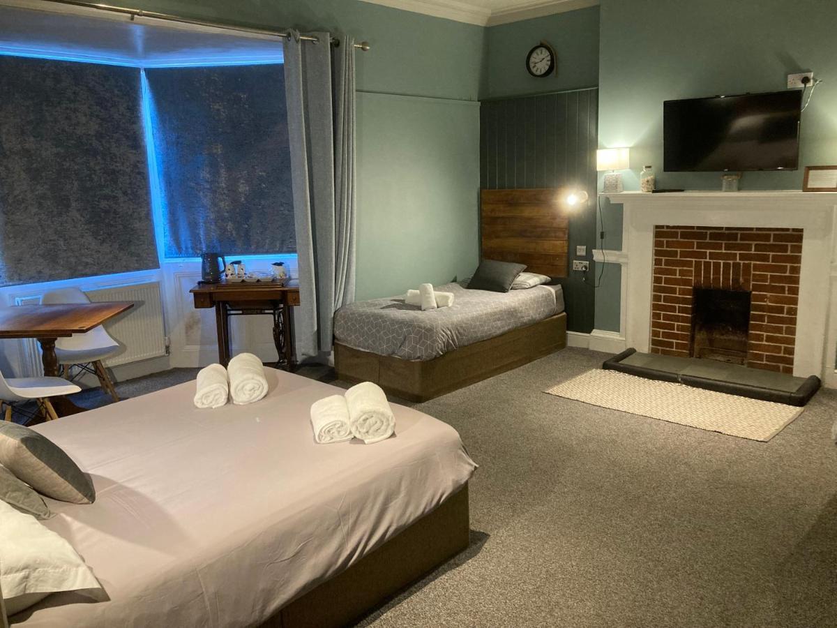 The Goldon Lion Hotel Уэймут Экстерьер фото